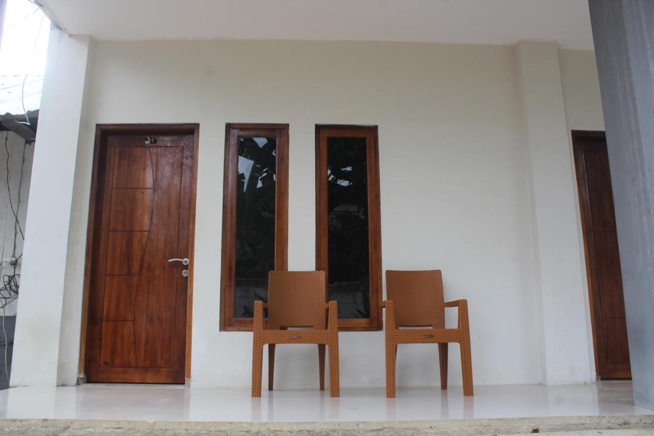 Wl Guesthouse Labuan Bajo Exterior foto