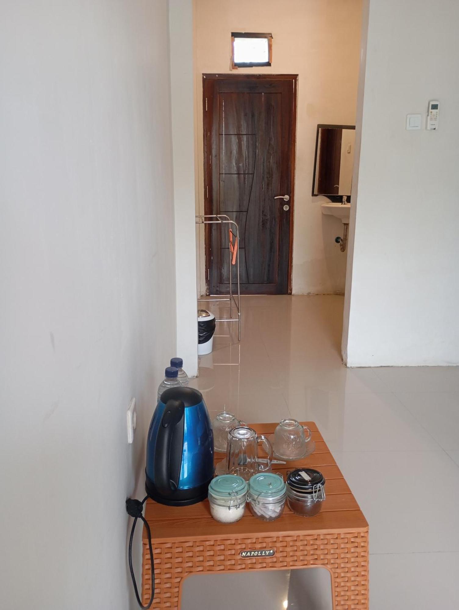 Wl Guesthouse Labuan Bajo Exterior foto